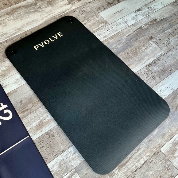 Pvolve Total Transformation Bundle - Picture 16 of 16